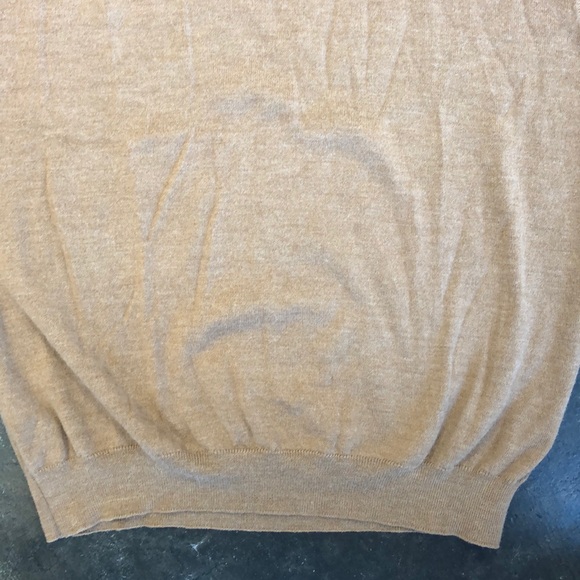 SALE 🎉 Gold lion khaki sweater (Italy)large - Picture 2 of 5